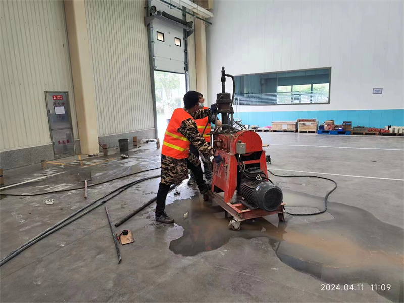 分宜厂房地面下沉塌陷注浆加固施工